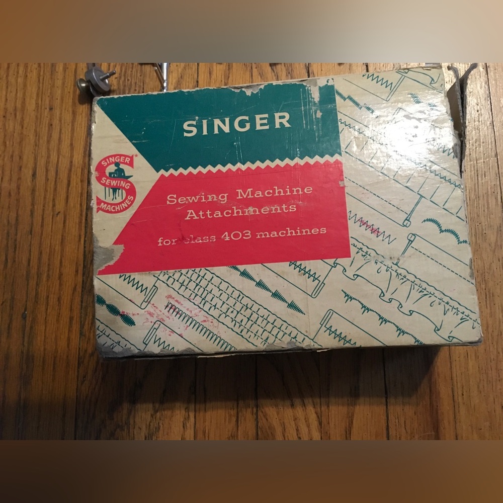 Sewing Machine Accessory Kit with Black Spools - Singer Class 403 Machine - Picture 4 of 5